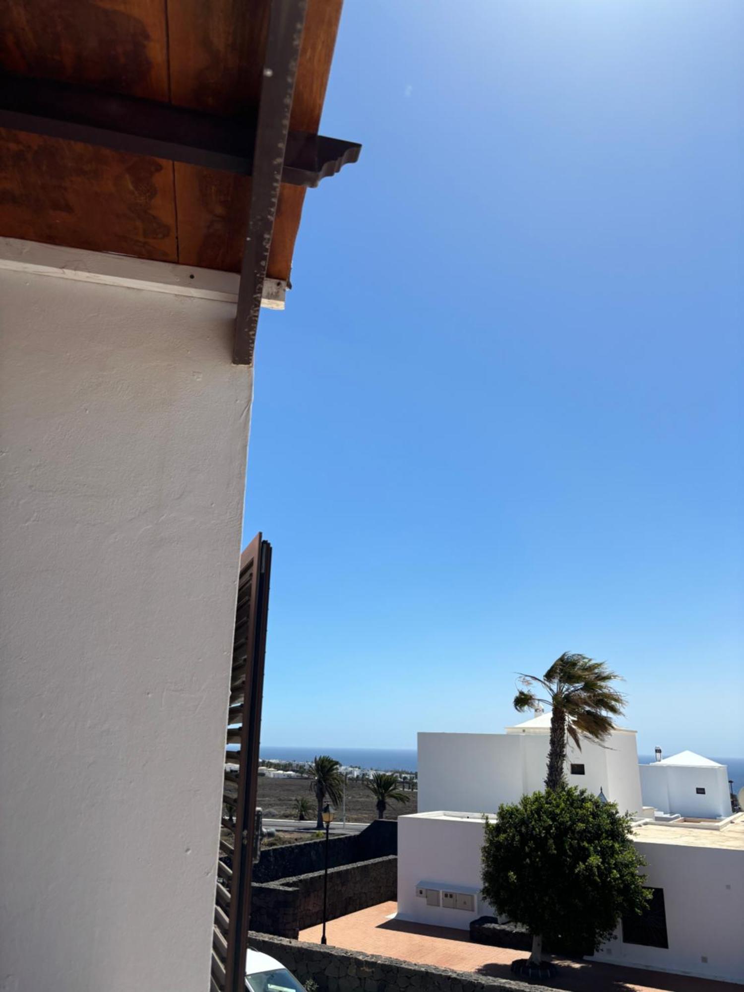 Casa Amplia Y Moderna De 3 Habitaciones En Complejo Con Piscina Costa Teguise Exterior photo